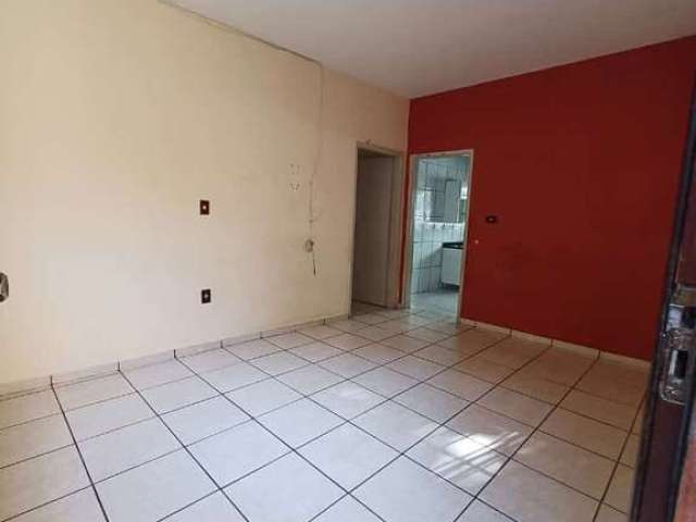 Casa com 2 quartos para alugar na Rua Inácio Taveira, Vila Constança, São Paulo por R$ 1.850