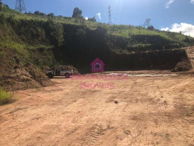 em Área Industrial - Várzea Paulista