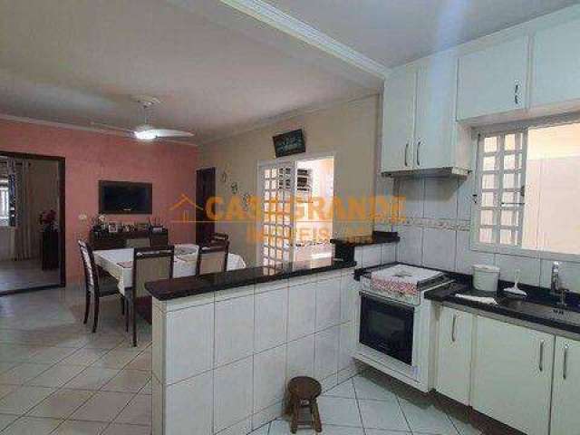 Casa com 3 quartos  à venda, 235 m² por R$ 750.000 - Jardim Ismênia - São José dos Campos/SP