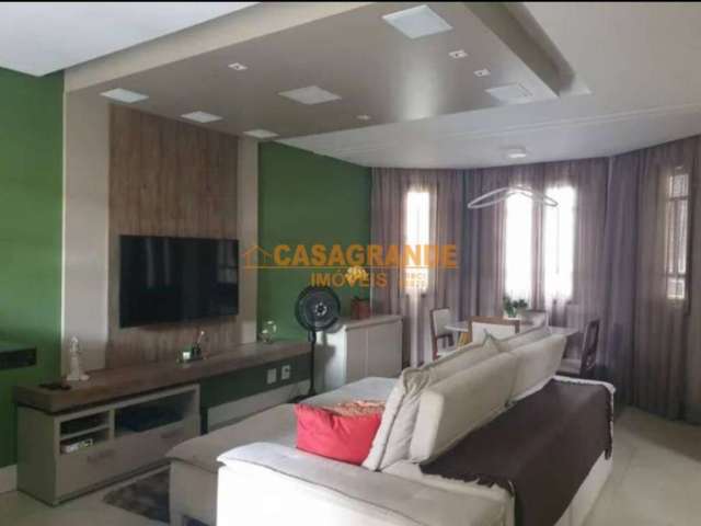 Casa com 3 quartos à venda - 200 m² -  Vista Verde