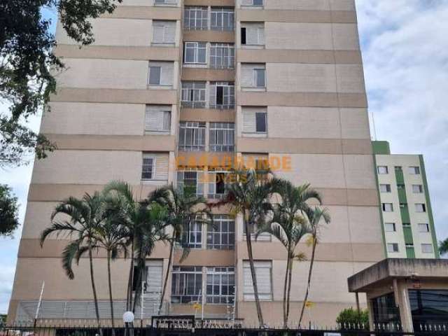 Apartamento com 03 quartos, 78mts no Monte Castelo