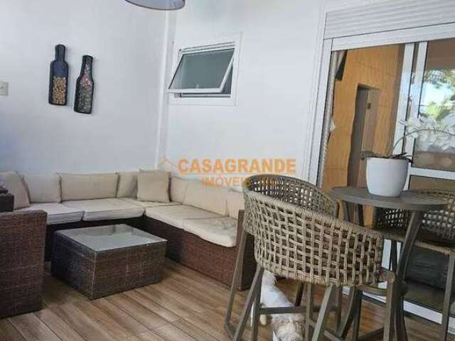 Casa com 03 quartos, 125mts no  Jardim Santa Inês I.  SJC