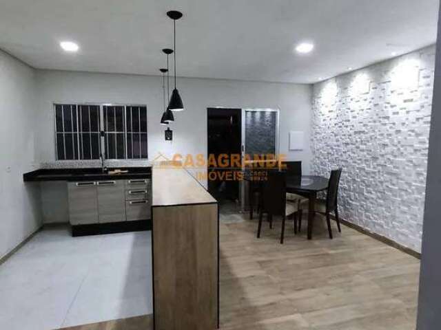 Casa com 02 Quartos, 60m² no Alto dos Ypês - SJC