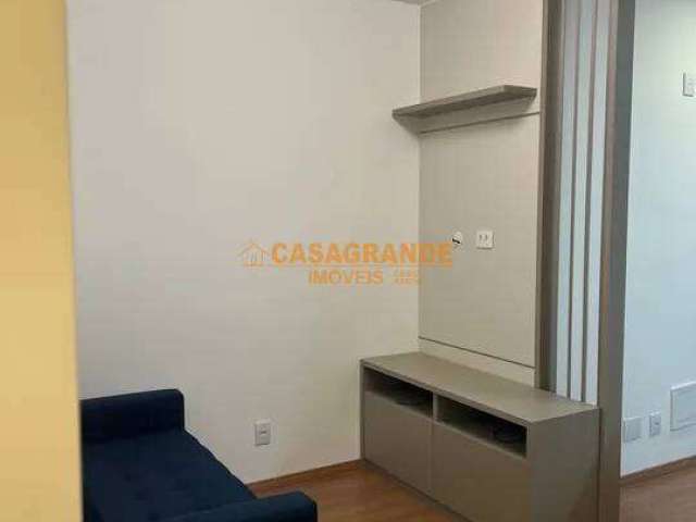 Apartamento com 03 quartos, 65mts no Cond.Residencial Colinas do Parathy