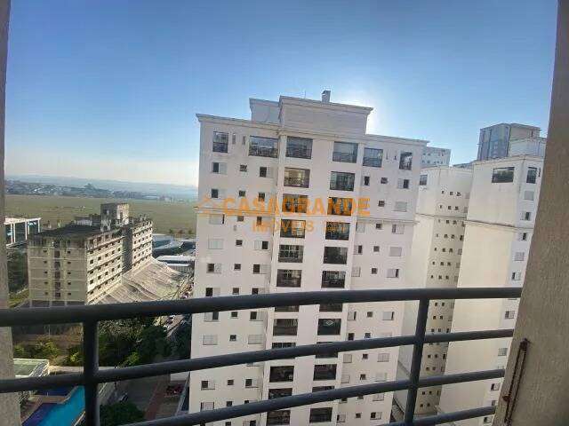 Apartamento Duplex com 01 quarto, 56mts no Parque Residencial Aquarius SJC