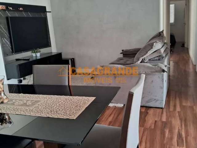 Apartamento com 04 quartos, 125m² no Condomínio Royal Park