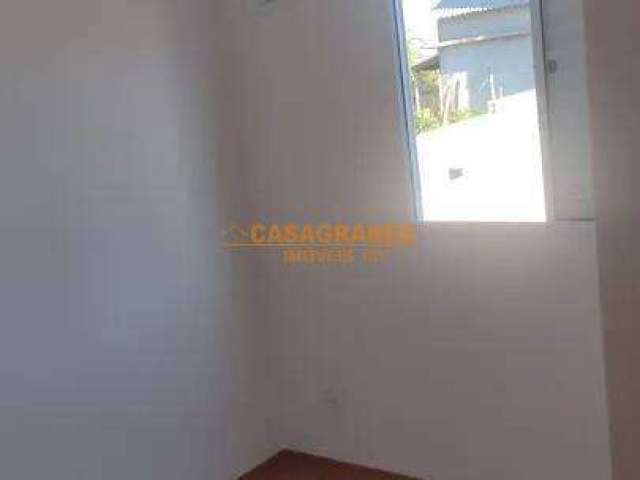 Apartamento com 02 Quartos, 42m² no Bom Retiro - SJC