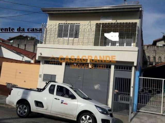 Casa com 05 quartos, 295,58m² no São Judas Tadeu