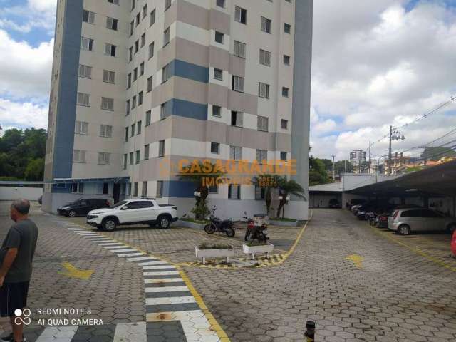 Apartamento com 03 quartos, 68m² no Monte Castelo