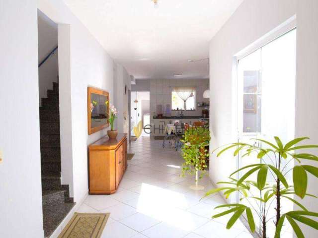 Casa com 3 dormitórios à venda, 196 m² por R$ 989.000 - Jardim - Santo André/SP