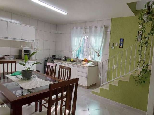 Casa com 3 quartos à venda na Rua Ana Elias Kretzer, 53, Ipiranga, São José por R$ 680.000