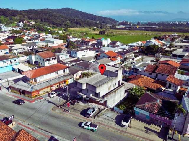 Prédio à venda na Rua Benjamin Gerlach, 387, Fazenda Santo Antônio, São José por R$ 1.350.000