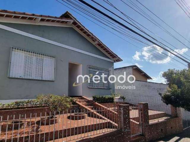 Casa com 3 dormitórios à venda, 206 m² por R$ 1.200.000,00 - Centro - Guararema/SP