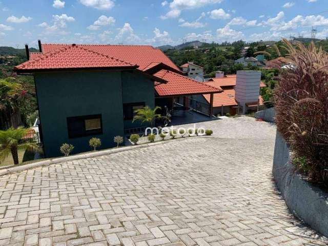 Casa com 3 dormitórios à venda, 445 m² por R$ 2.400.000,00 - Condomínio Residencial Alpes de Guararema - Guararema/SP