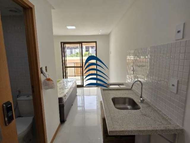 Apartamento studio em Armação, 20m2, andar baixo, 01 banheiro