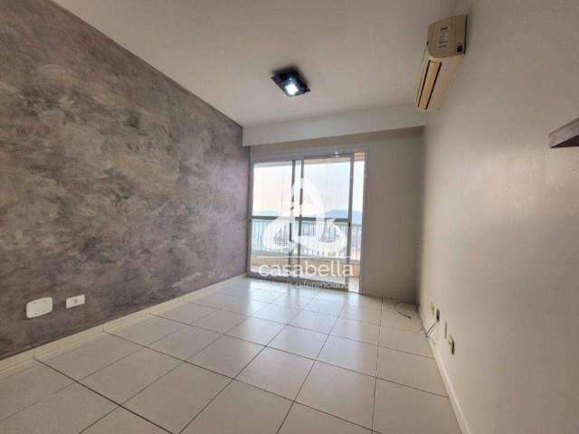 Apartamento com 2 dormitórios à venda, 69 m² por R$ 730.000,00 - Encruzilhada - Santos/SP