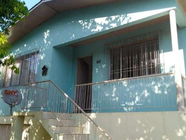 Casa com 4 quartos à venda no Jardim América, Caxias do Sul , 200 m2 por R$ 550.000