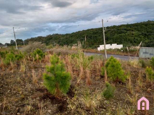 Terreno à venda no São Giácomo, Caxias do Sul  por R$ 140.000