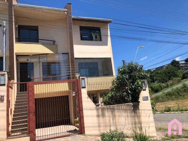 Casa com 4 quartos à venda no Treviso, Caxias do Sul , 192 m2 por R$ 532.000