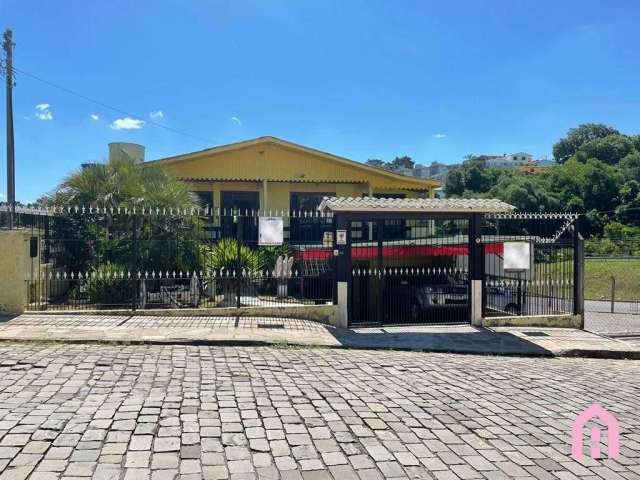 Casa com 4 quartos à venda no Charqueadas, Caxias do Sul , 350 m2 por R$ 600.000