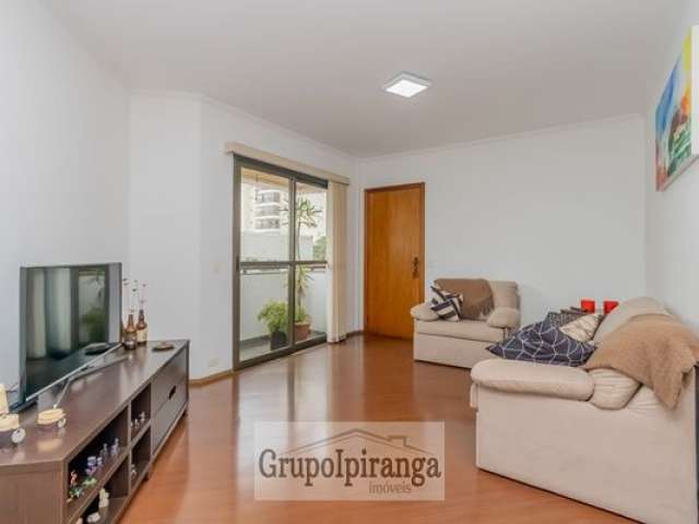 Apartamento com 3 dormitórios, sendo 1 Suíte, depósito privativo e 3 vagas de garagem fixas.