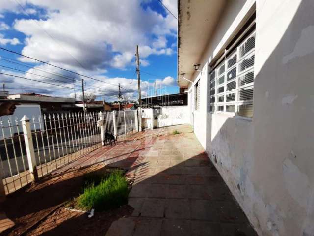 Casa com 5 quartos à venda no Jardim García, Campinas , 200 m2 por R$ 305.000