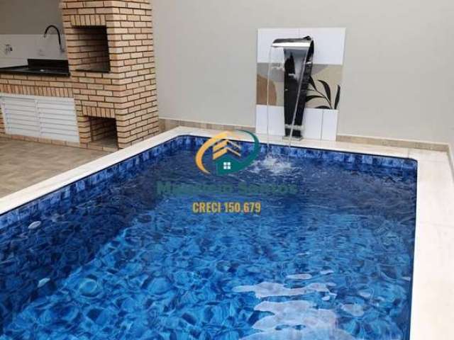 Casa em Mongaguá, bairro Santa Eugênia, nova com 2 dormitórios sendo 1 suíte, piscina com cascata e churrasqueira privativas para o seu lazer!!