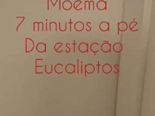 Apartamento à venda em Moema, São Paulo-SP: 1 quarto, 1 banheiro, 33 m² de área. Venha conferir!