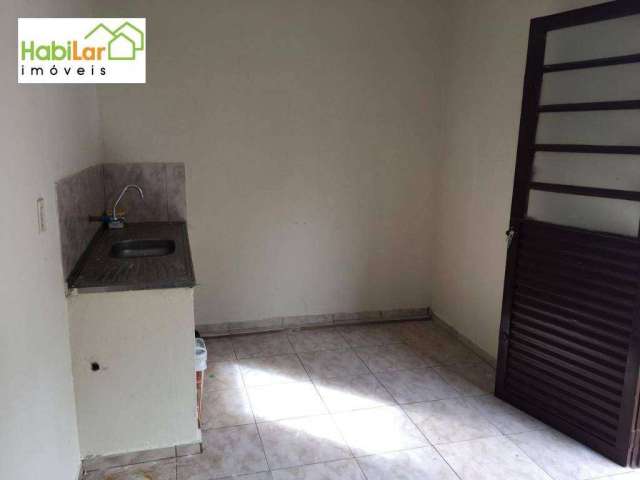 Casa com 1 dormitório para alugar, 55 m² por R$ 515,00/mês - Jardim das Oliveiras - São José do Rio Preto/SP