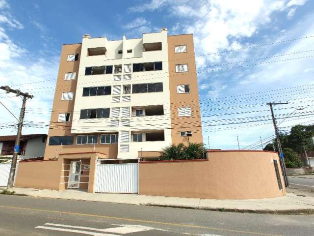 Apartamento com 1 suíte e mais 2 quartos e 2 vagas de garagem