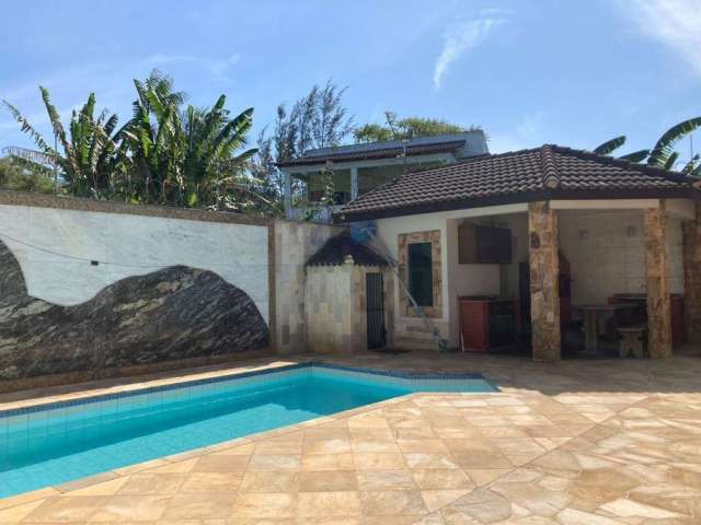 Casa para Venda em Rio de Janeiro, Vargem Pequena, 4 dormitórios, 4 suítes, 5 banheiros, 2 vagas