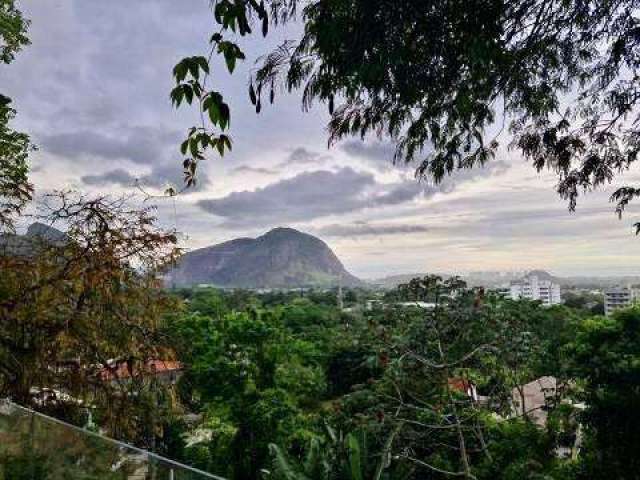 Casa em Condomínio para Venda em Rio de Janeiro, Vargem Pequena, 3 dormitórios, 1 suíte, 4 banheiros, 2 vagas