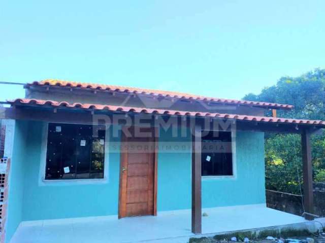 Casa com 2 quartos à venda na Rua Eucalipto, Condado de Maricá, Maricá, 77 m2 por R$ 350.000