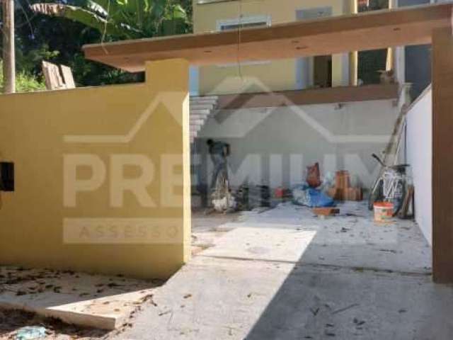 Casa com 3 quartos à venda na Rua Jacarandá, Condado de Maricá, Maricá por R$ 430.000