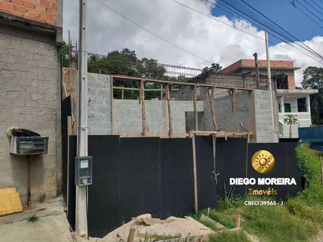 Terreno à venda em Mairiporã com inicio de uma garagem