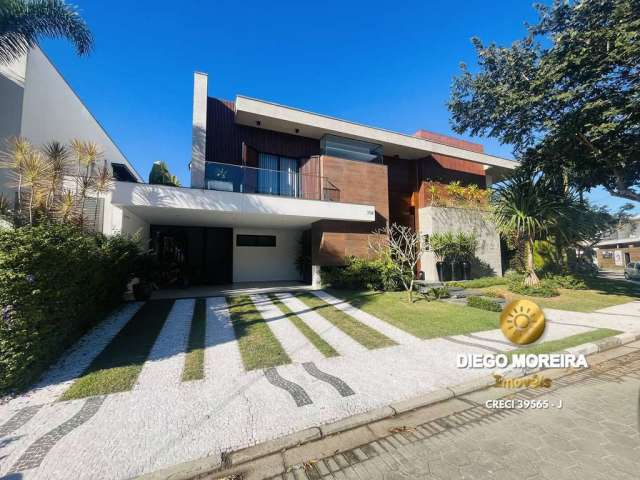 Casa de alto padrão à venda em Riviera de São Lourenço