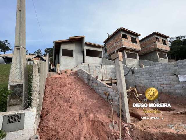 Casa de 3 dormitórios à venda em Mairiporã escriturado