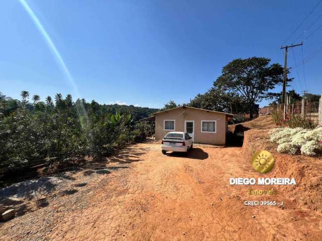 Casa à venda em Terra Preta em terreno de 830m²