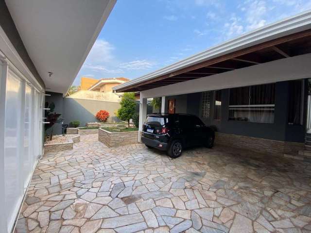 Casa para Venda em Ribeirão Preto, City Ribeirão, 4 dormitórios, 2 suítes, 5 banheiros, 4 vagas