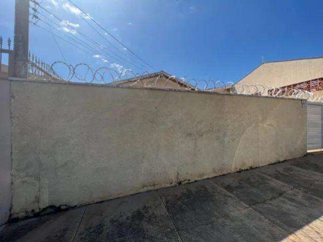 Casa para Venda em Ribeirão Preto, Independência, 3 dormitórios, 1 banheiro, 4 vagas