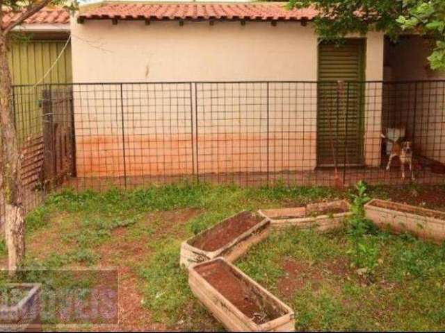 Casa para Venda em Ribeirão Preto, Jardim Piratininga, 2 dormitórios, 1 banheiro, 3 vagas