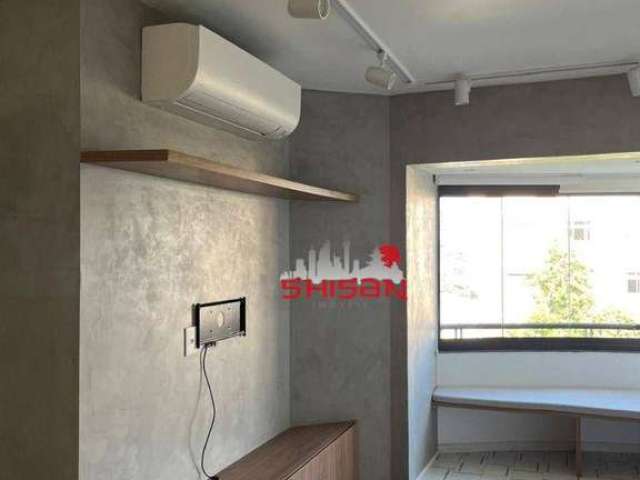 Apartamento com 3 dormitórios à venda, 74 m² por R$ 1.300.000 - Moema - São Paulo/SP