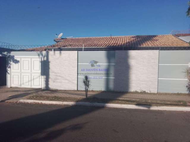 Casa para Venda em Bauru, Jardim Solange, 3 dormitórios, 1 suíte, 2 banheiros, 2 vagas