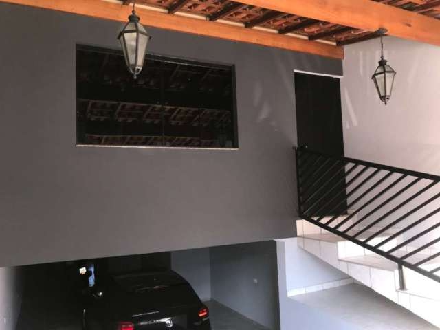 Casa com 3 quartos à venda na Rua Germânia, --, Parque Novo Oratório, Santo André por R$ 699.000