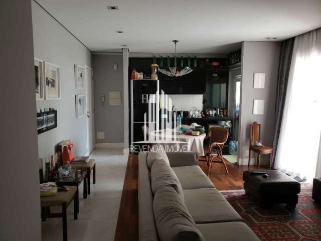 Apartamento com 3 quartos à venda na Rua Itararé, --, Bela Vista, São Paulo por R$ 1.099.000