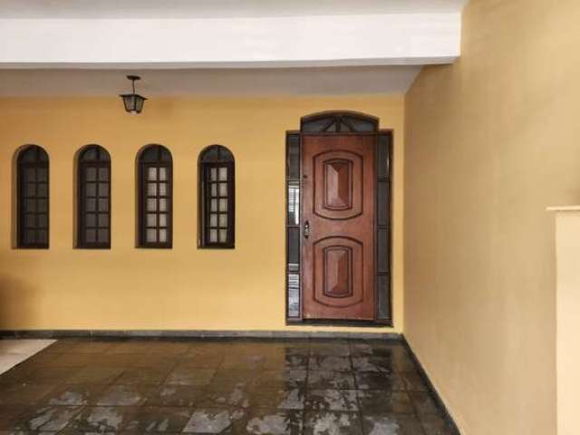 Casa com 3 quartos à venda na Rua Engenheiro Domício De L Pacheco E Silva, --, Vila Campo Grande, São Paulo por R$ 640.000