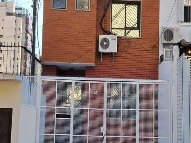 Casa com 3 quartos para alugar na Rua Leandro Dupré, --, Vila Clementino, São Paulo por R$ 4.000