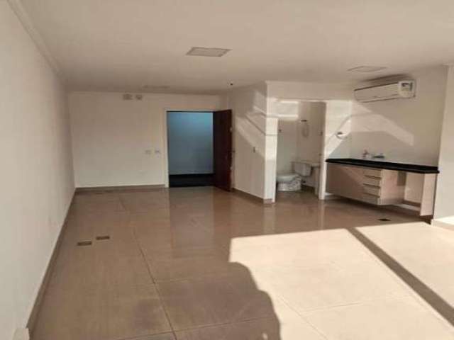 Sala comercial para alugar na Rua Edward Joseph, --, Vila Suzana, São Paulo por R$ 3.500