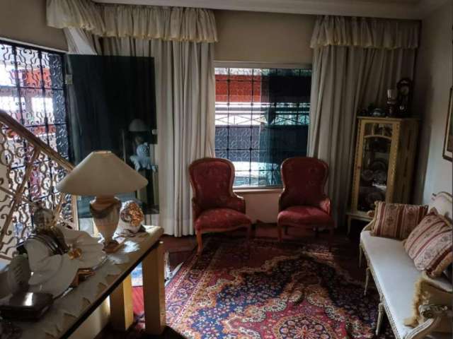 Casa com 3 quartos à venda na Botupuca, --, Cambuci, São Paulo por R$ 1.300.000