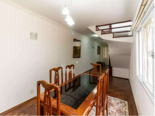 Casa com 3 quartos à venda na Domingos Osvaldo Bataglia, --, Mirandópolis, São Paulo por R$ 1.400.000